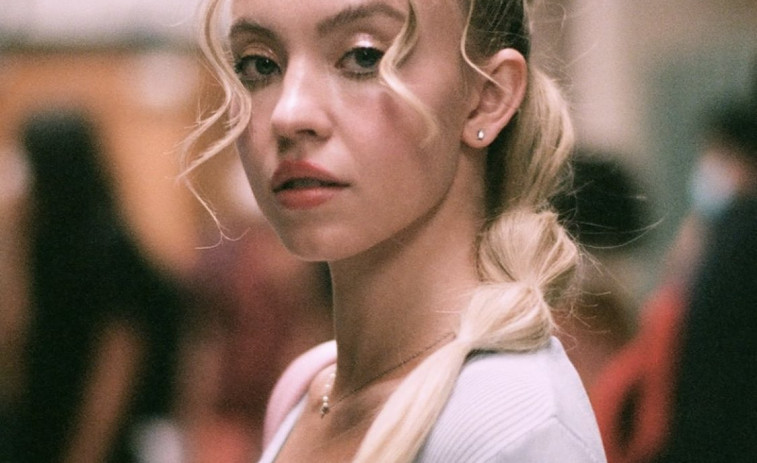 La graciosa respuesta de Sydney Sweeney a la proposición de la mascota de los Oregon Ducks