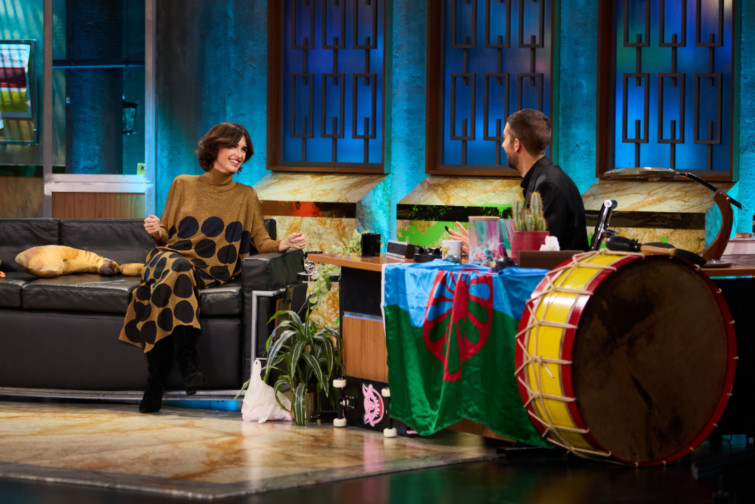 Audiencias: 'La Revuelta' abre la semana ganando con Sonia y Selena, Shakira y Paz Vega