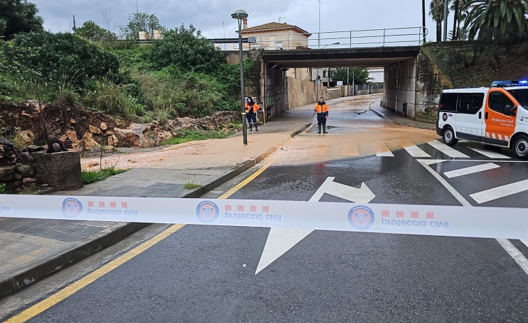 Tarragona ciudad corta el acceso de coches en varios puntos por posibles inundaciones