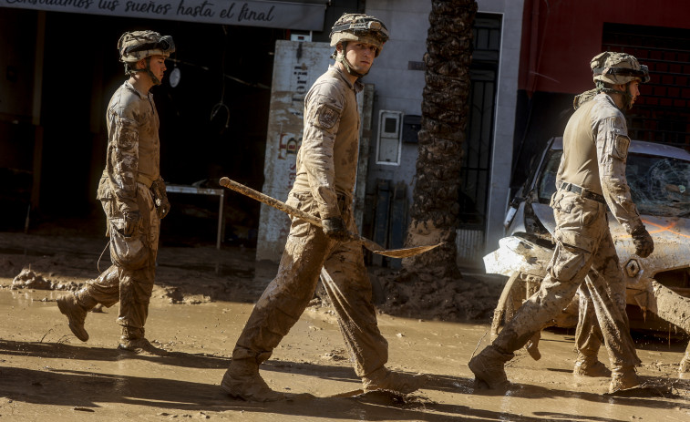 El Ejército tiene 3.633 militares desplegados en Valencia y 690 colaboran desde otras unidades logísticas