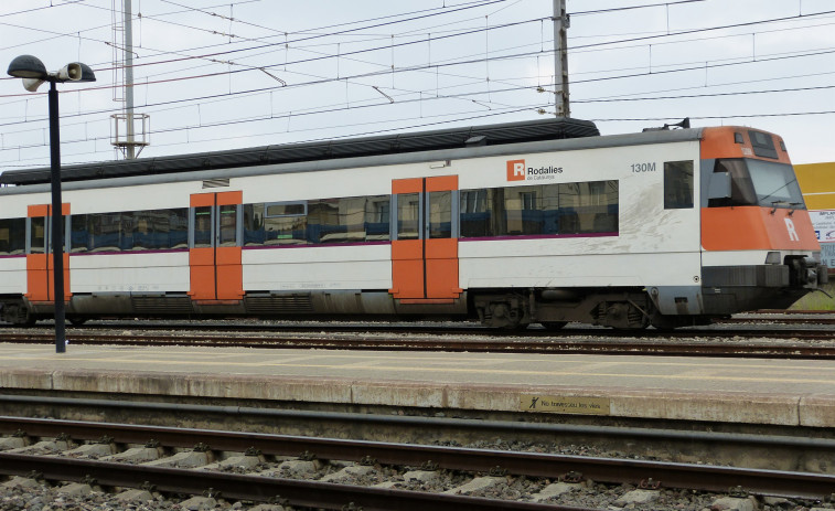Interrumpidas la R14 y R15 entre Reus y Alcover (Tarragona) por la avería de un tren de mercancías