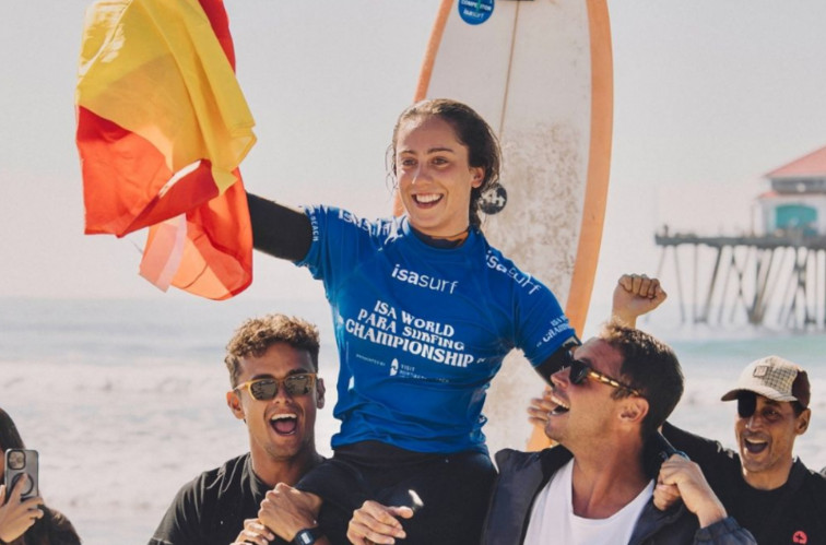 La madrileña Audrey Pascual, campeona del mundo de parasurf