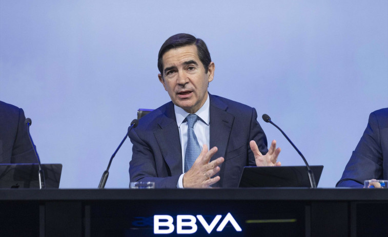 Bruselas da vía libre a la OPA de BBVA sobre Sabadell