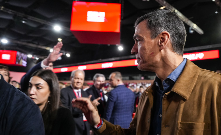 Sánchez mantiene a su núcleo duro pero incorpora una veintena de cambios: entre ellos, la delegada del Gobierno en la Comunidad Valenciana