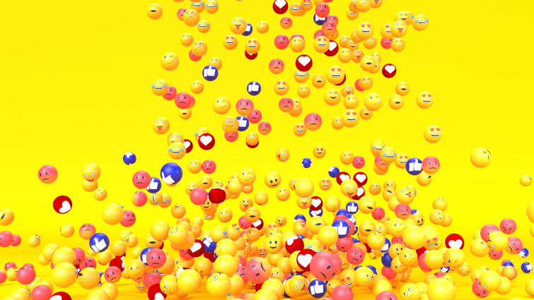 La inteligencia emocional impulsa el uso de emojis con amigos, según un estudio