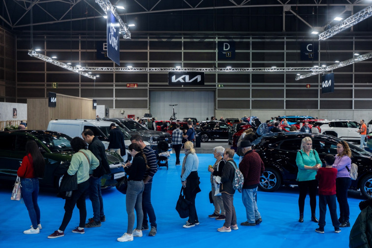 La Feria del Automóvil de Valencia supera los 10.000 visitantes en su arranque