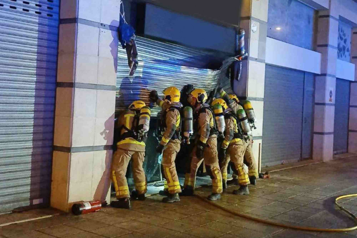 Incendio de una peluquería en Figueres   Bombers