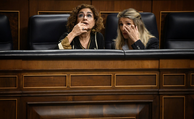 Junts se alía con Vox y PP para tumbar el impuesto a las energéticas