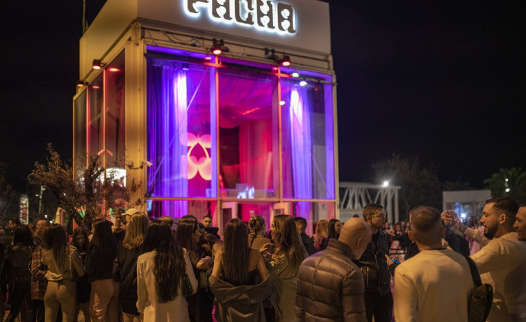 Los locales de ocio nocturno catalanes podrán ampliar su horario a partir del sábado por Navidad