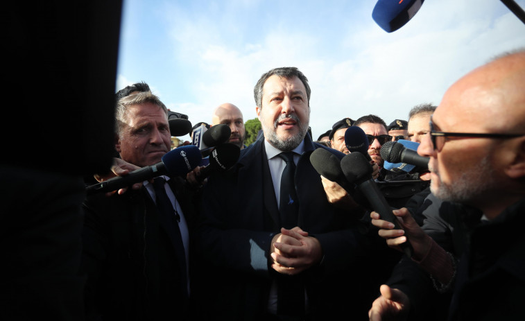 La Justicia italiana absuelve a Salvini por el bloqueo al barco 'Open Arms'