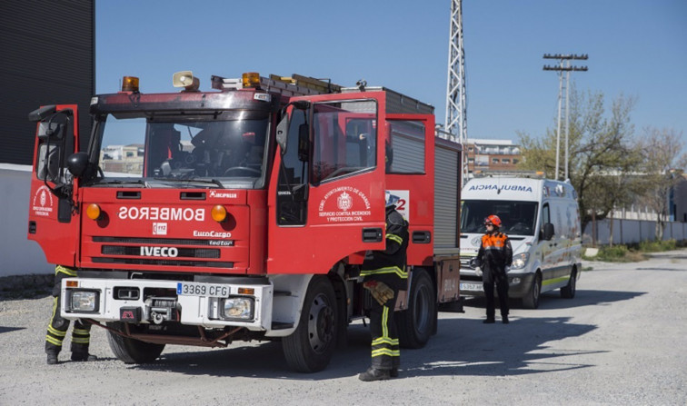 Fallece un bebé de 11 meses en el incendio de un piso en Granada