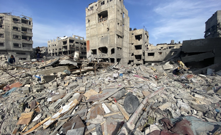 Israel y Hamás alcanzan un acuerdo de alto el fuego tras 15 meses de guerra en Gaza