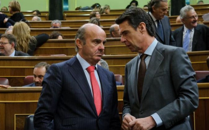 De Guindos explicará a su manera la elección de Soria para el Banco Mundial