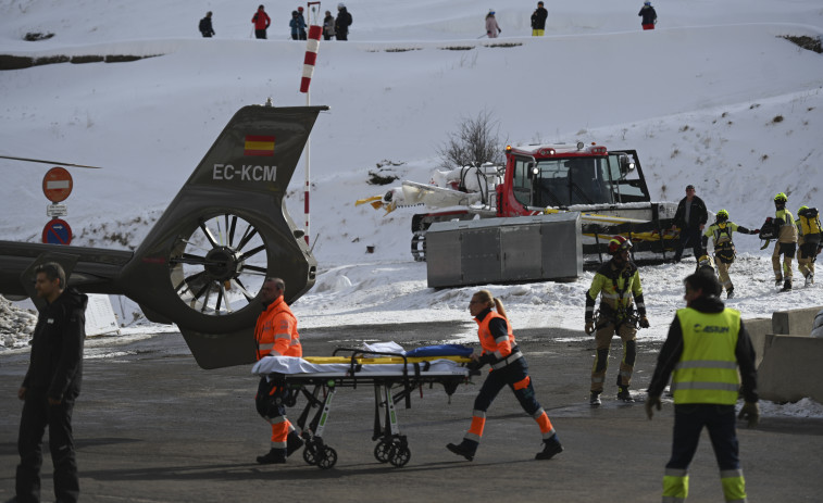 Un telesilla cae en plena estación de esquí en el Pirineo: hay nueve heridos muy graves