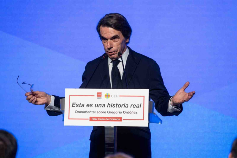 Aznar sigue atascado en la misma pantalla: el expresidente vuelve a cargar contra los pactos con Bildu