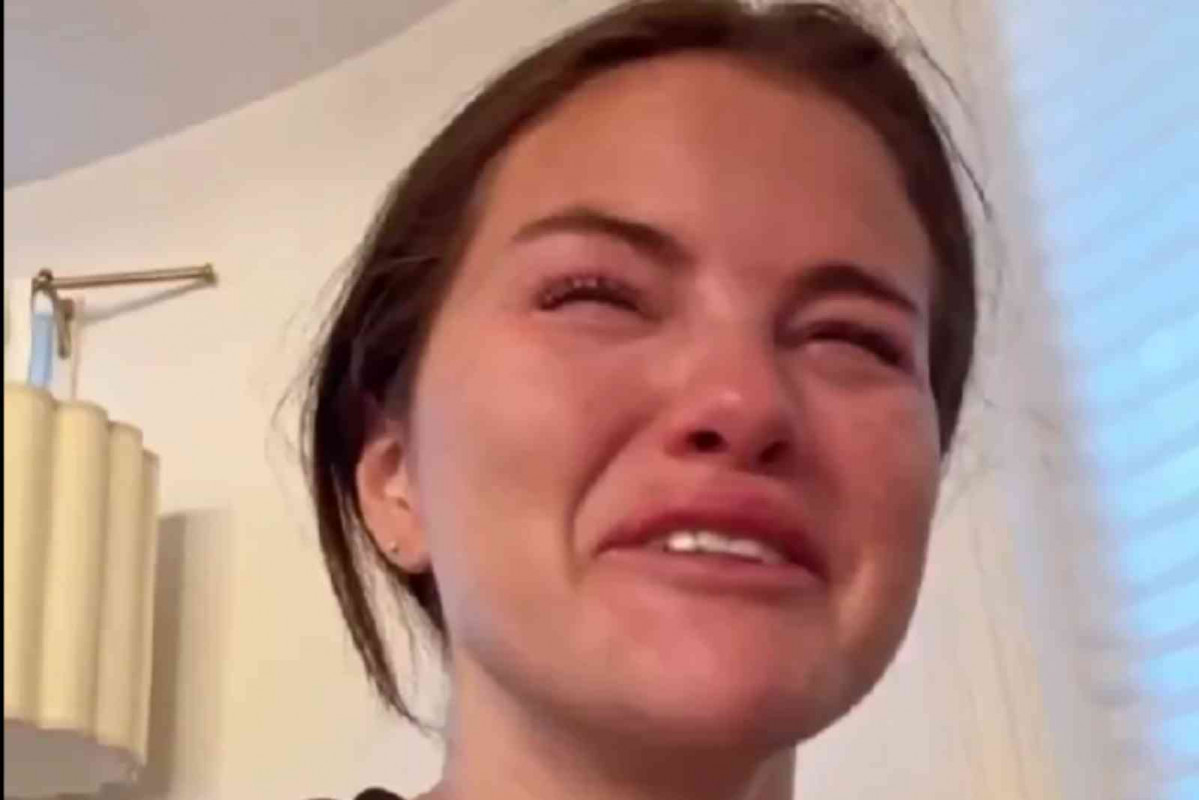 Selena Gómez llorando por las deportacioens masivas