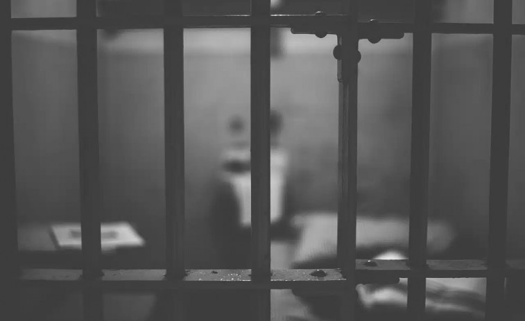 A prisión por retener y agredir sexualmente a una mujer en una barraca