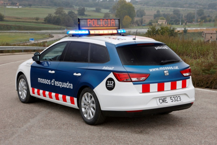 Tres detenidos por robar joyas y ropa en pisos de Cerdanyola del Vallès