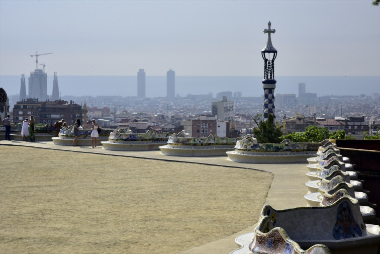 Élite Taxi propone volver a prestar servicio a los vecinos del Park Güell de Barcelona tras 4 meses