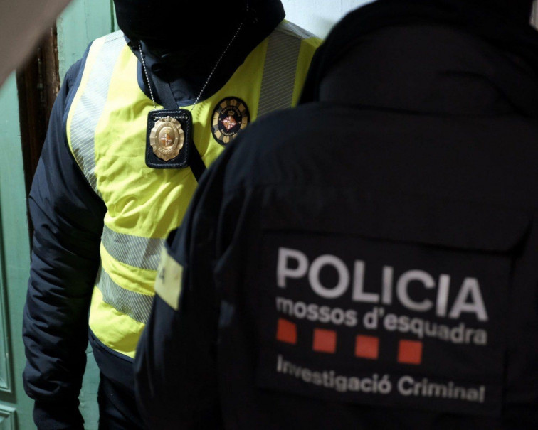 Siete detenidos y tres narcopisos desmantelados en Ciutat Vella