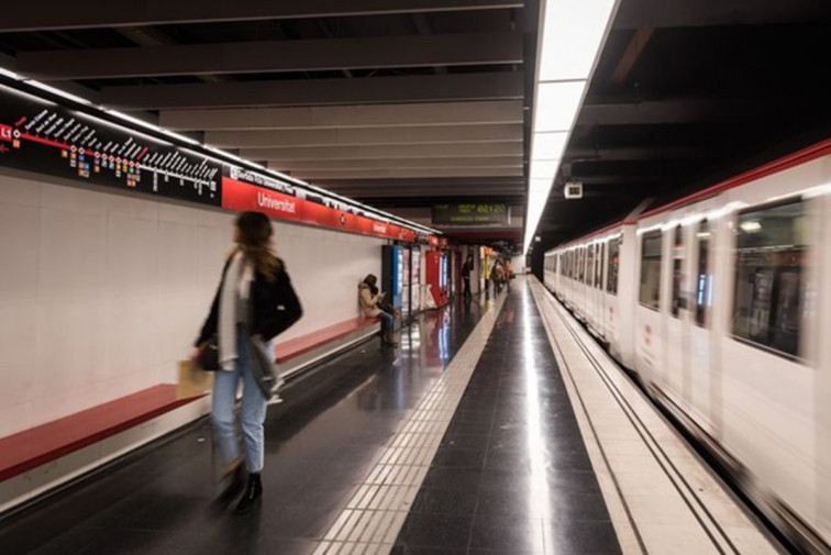 Desalojado por completo el Metro de Barcelona por el apagón