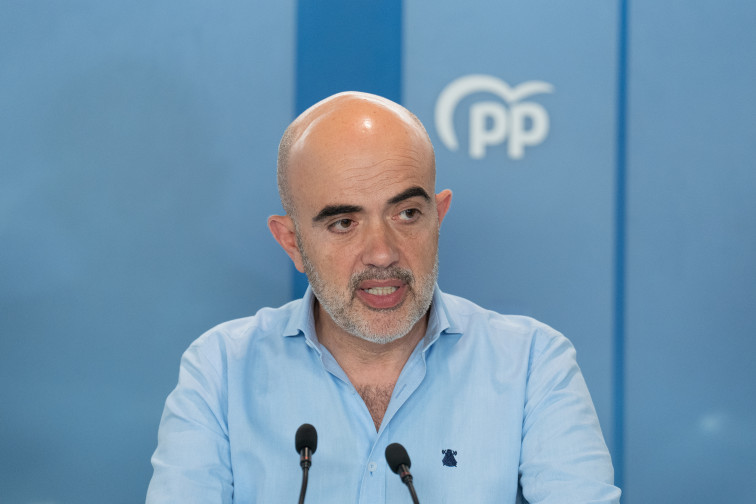 Sirera (PP) acusa a Collboni de convertir Barcelona 