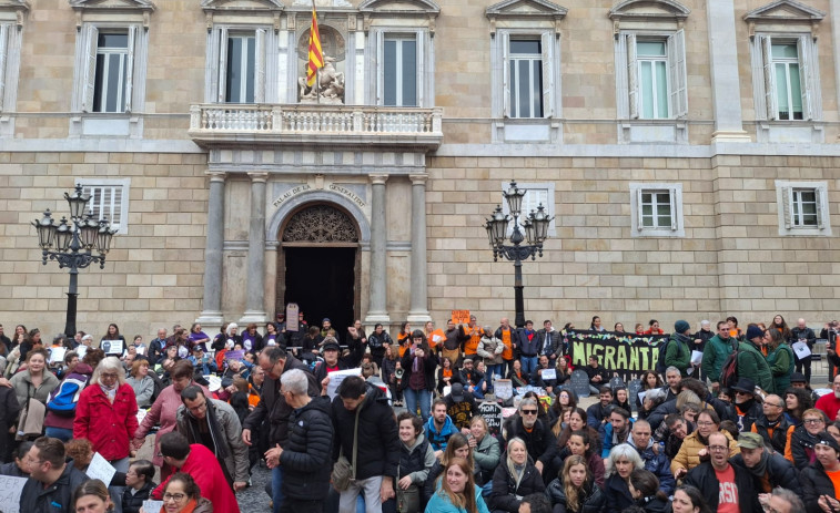 El sector social de Barcelona se planta: 