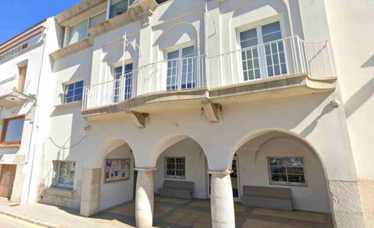 Estafa masiva en nombre del Ayuntamiento del Port de la Selva: un correo falso alarma miles de personas