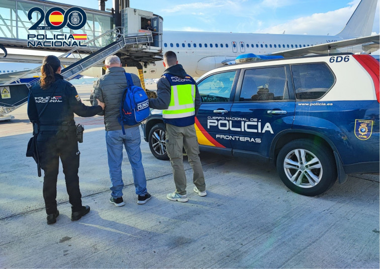 La Policía Nacional deporta a 3 ciudadanos condenados por tráfico de drogas en Girona