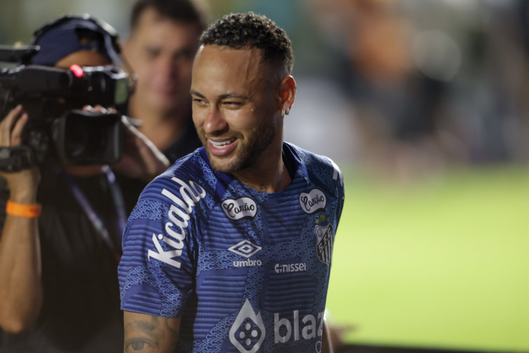 VÍDEO | Gol olímpico de Neymar para rubricar su primera genialidad en su regreso a Brasil