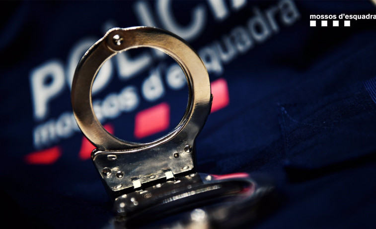 Detenido un conductor sin carné que circulaba de 