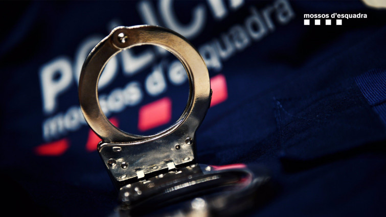 Detenido un conductor sin carné que circulaba de 