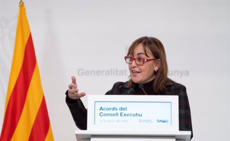 El Parlament exige que Paneque de explicaciones por la 