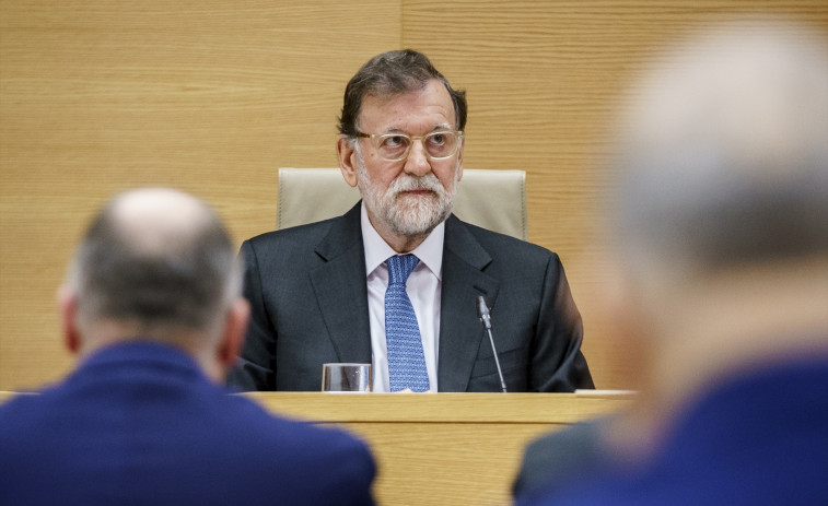 ¡Nadie lo esperaba! Fernández Díaz admite que 'M. Rajoy' es Mariano Rajoy