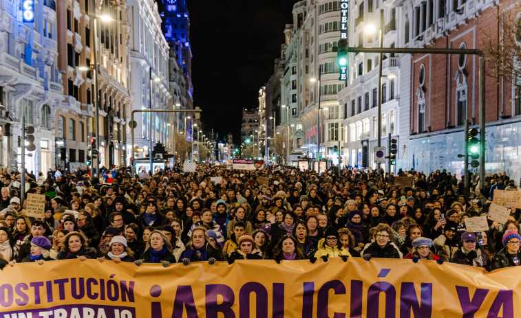 El feminismo se divide en el 8M: Gobierno y PP participan en marchas separadas a Madrid