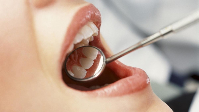 ¡Cuidado con este hábito rutinario! La acción que daña el esmalte dental