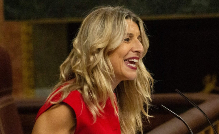 Yolanda Díaz le vuelve a levantar la camisa a Pedro Sánchez