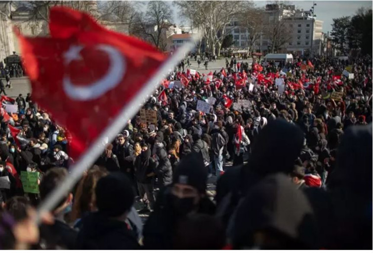 El alcalde de Estambul, Ekrem Imamoglu, ingresa en una prisión de máxima seguridad