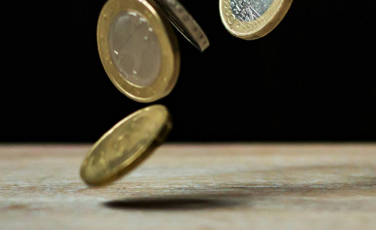 El Govern y ERC acuerdan bajar el IRPF para las rentas de 33.000 euros