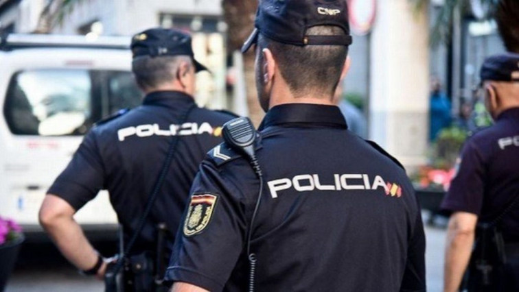 Buscan en Gijón al hombre que habría tirado un bebé a un contenedor