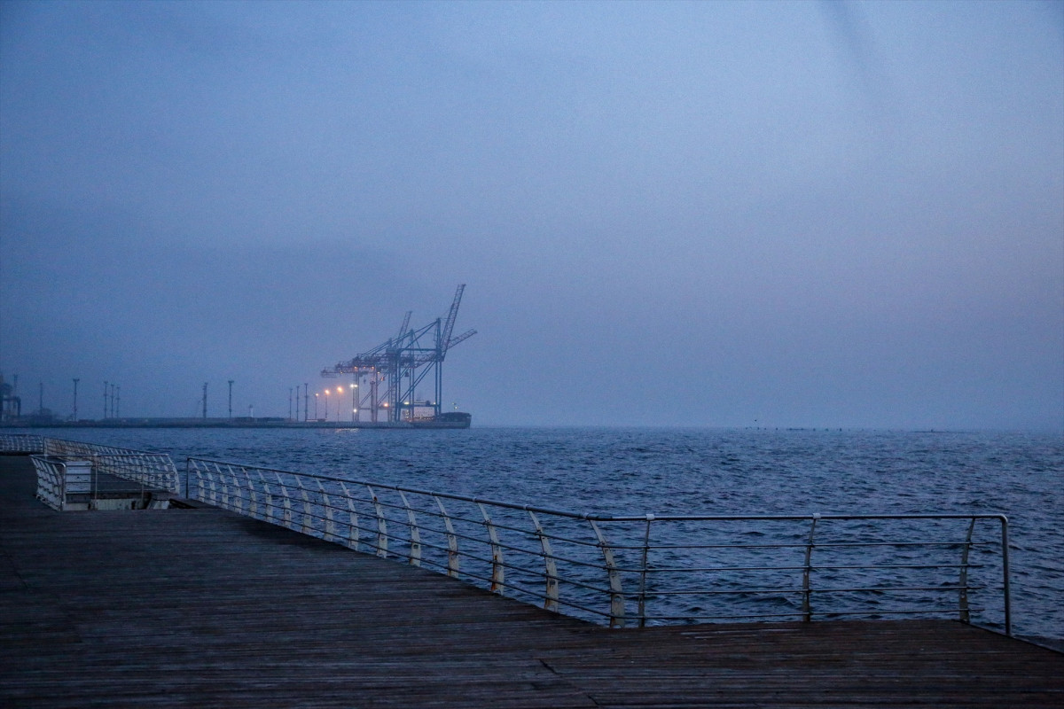 EuropaPress 6254003 march 23 2024 odessa ukraine view of the seaport and ship awaiting loading
