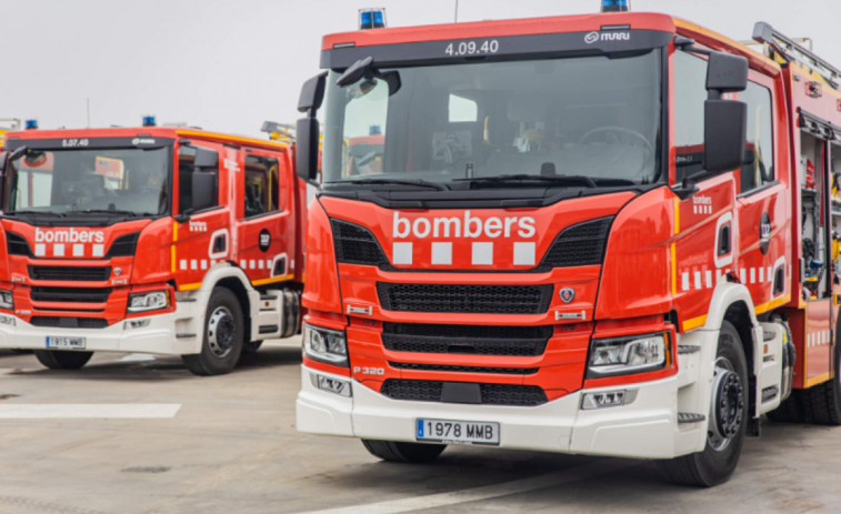 Bombers en acción: controlados los incendios declarados en l'Arboç y Fornells