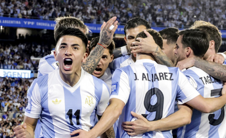 Baño de Argentina a Brasil (4-1) para que la Albiceleste celebre la clasificación para el Mundial 2026