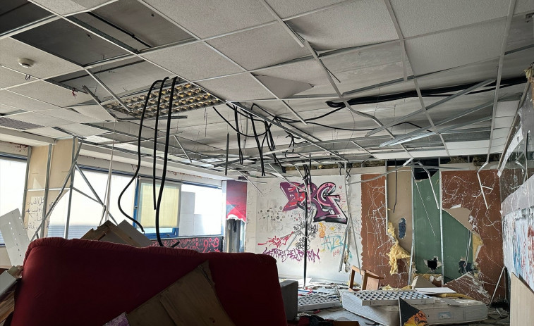 Desocupada una nave en Badalona en la que se celebraban fiestas ilegales
