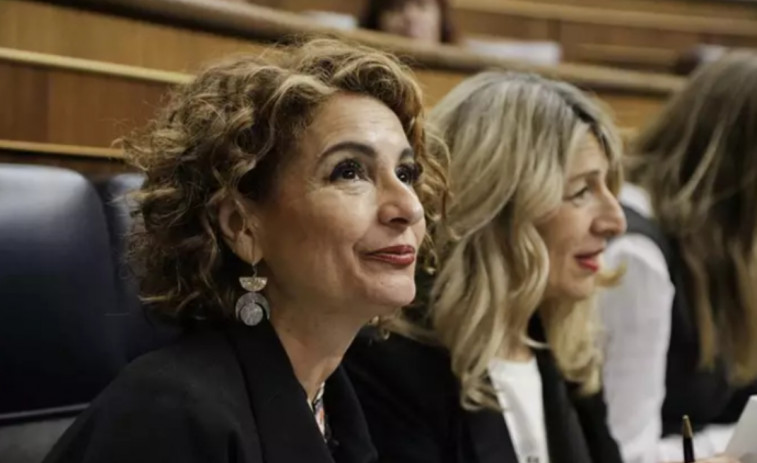 Marcha atrás y acuerdo: Hacienda y Trabajo pactan que los perceptores del SMI no tributen en el IRPF en 2025