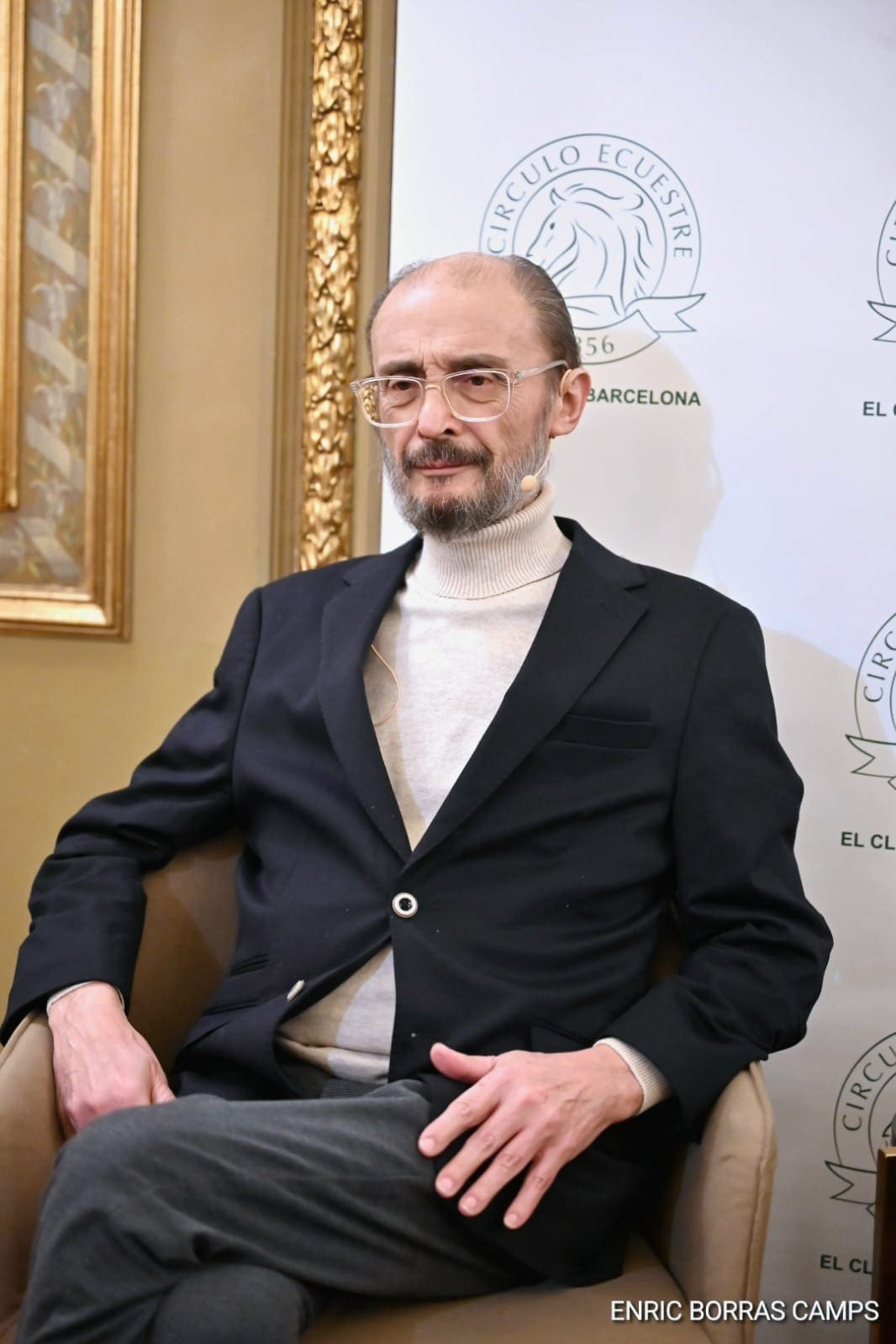 [Imagen 02] Javier Lambán, en el Círculo Ecuestre