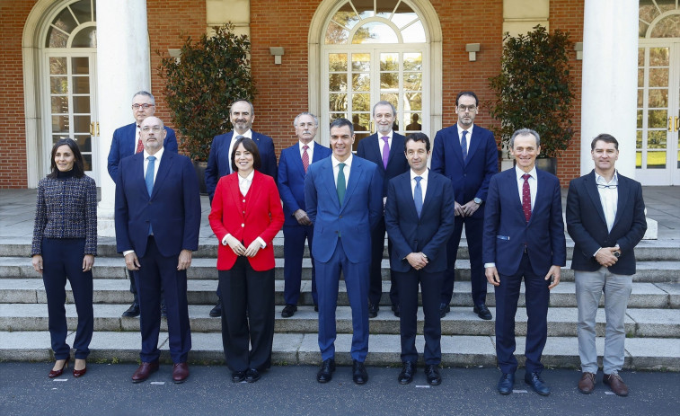 Ronda de contactos de Sánchez con empresas para planificar el incremento del gasto militar en España