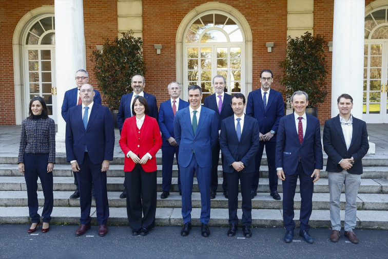 Ronda de contactos de Sánchez con empresas para planificar el incremento del gasto militar en España