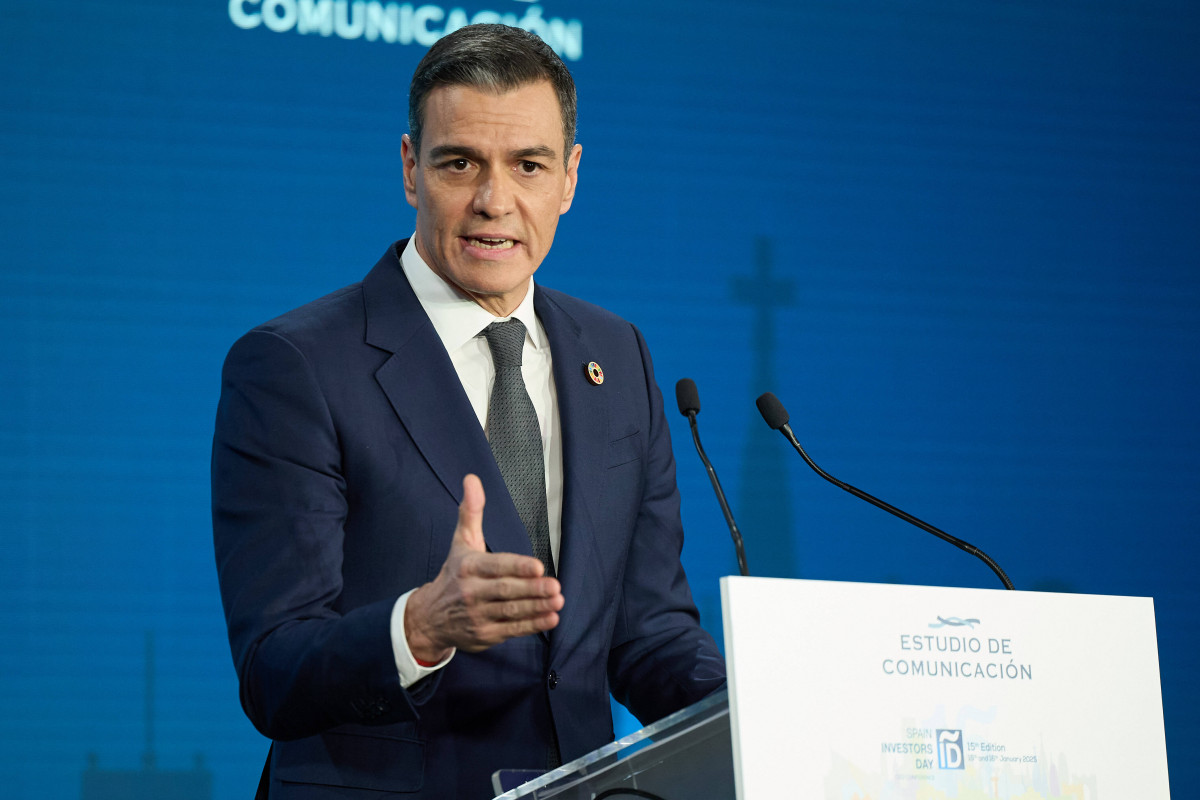 EuropaPress 6457008 presidente gobierno pedro sanchez clausura xv edicion foro financiero