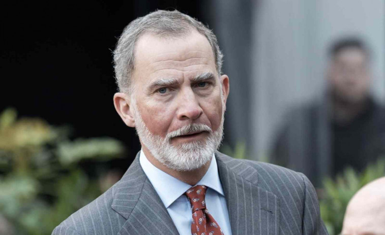 El rey Felipe VI aparece con el rostro quemado y heridas en las manos: su imagen preocupa